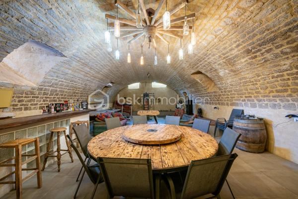 Maison de maitre de 364 m²