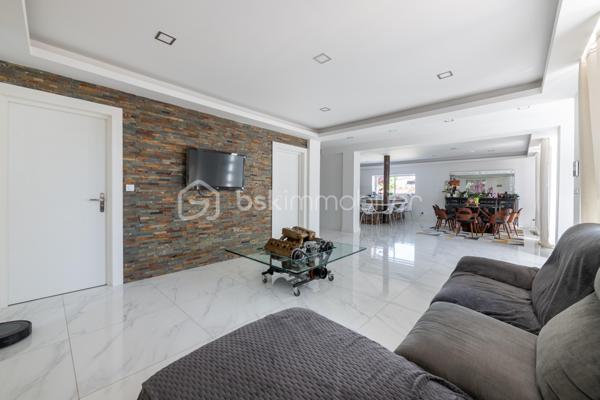 Maison de maitre de 364 m²