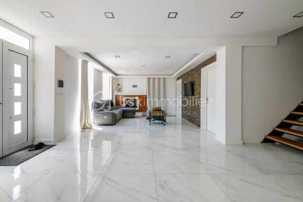 Maison de maitre de 364 m²