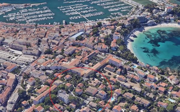 Appartement à vendre    2 pièces • 23 m2 Bandol