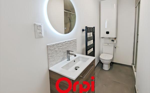 Appartement à vendre    2 pièces • 23 m2 Bandol