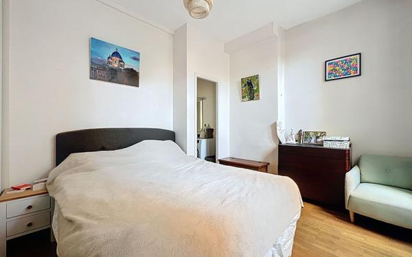 Appartement à vendre    3 pièces • 87,74 m2 Lyon 1