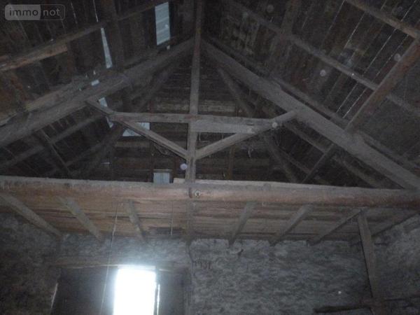 Maison à vendre à Saint-Poncy dans le Cantal (15500), ref : 044/1040