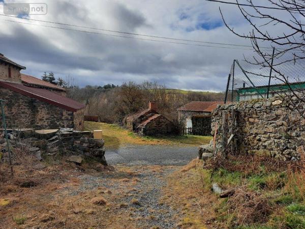 Maison à vendre à Saint-Poncy dans le Cantal (15500), ref : 044/1040
