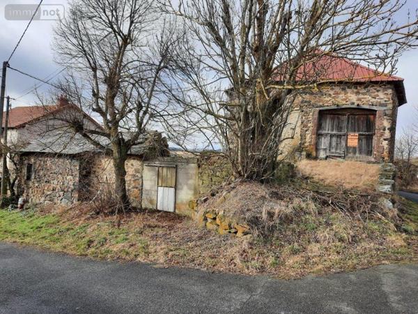 Maison à vendre à Saint-Poncy dans le Cantal (15500), ref : 044/1040
