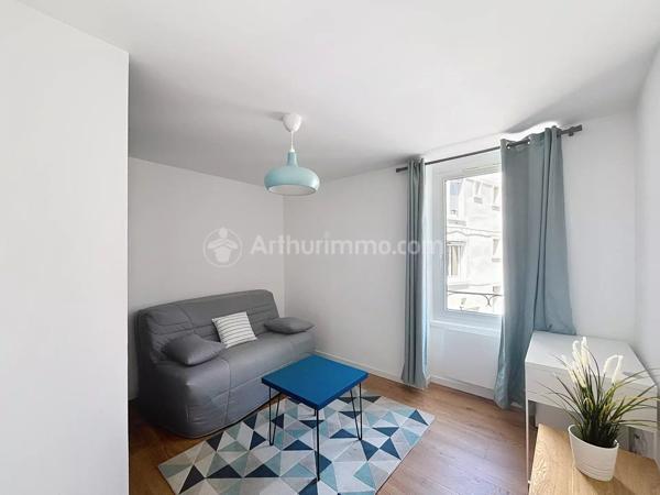 Location                                                      Appartement
                        
                     2 pièces                      20 m2                     à Chamalières