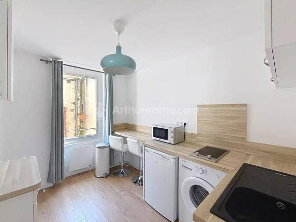 Location                                                      Appartement
                        
                     2 pièces                      20 m2                     à Chamalières