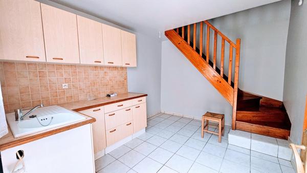 Maison 3 chambres libre de toutes occupations et son studio en rendement locatif