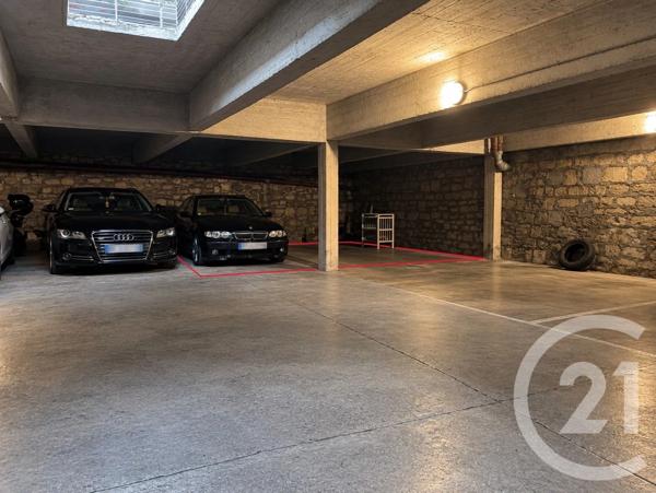 Parking à vendre  35 m 2   CRETEIL  - 94