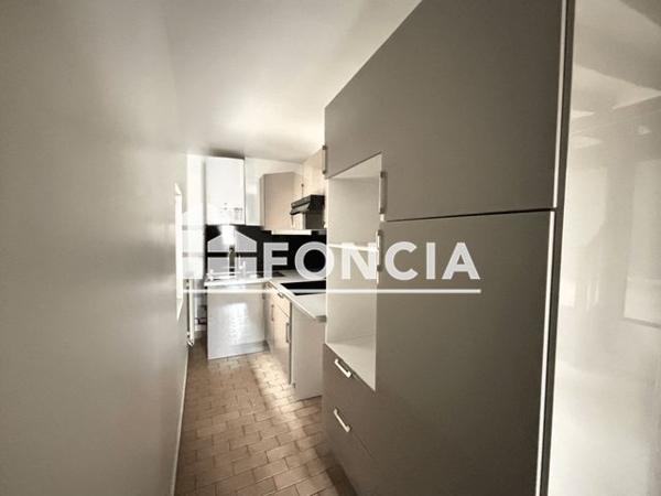 Location Appartement 3 pièces 55.3 m² - 18 RUE DU SERMON Blois 41000