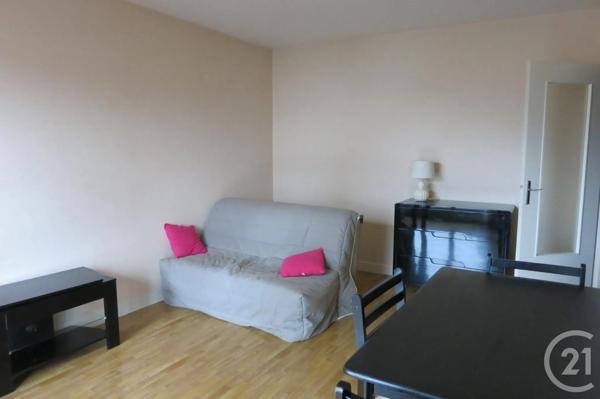 Appartement F1 à vendre  1 pièce - 30,21 m 2   MONTLUCON  - 03