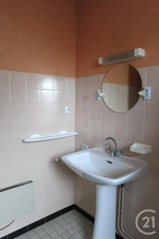 Appartement F1 à vendre  1 pièce - 30,21 m 2   MONTLUCON  - 03