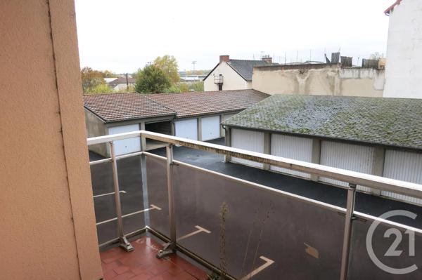 Appartement F1 à vendre  1 pièce - 30,21 m 2   MONTLUCON  - 03