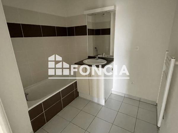Location Appartement 3 pièces 62 m² - 217 CHEMIN DES IZARDS Toulouse 31200