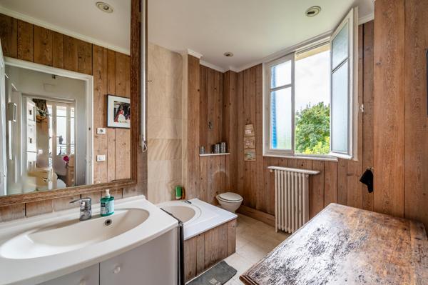 Jolie maison 1930, style, art déco, entièrement rénovée, 5 chambres !