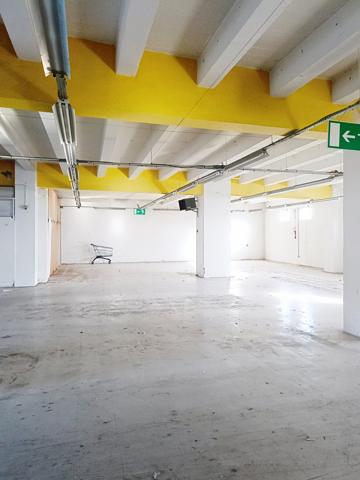 Bollène (84500) À louer : Entrepôt spacieux à Bollène