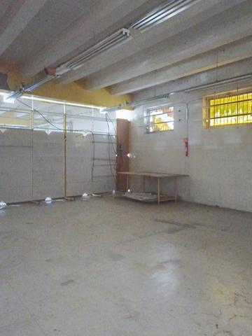 Bollène (84500) À louer : Entrepôt spacieux à Bollène