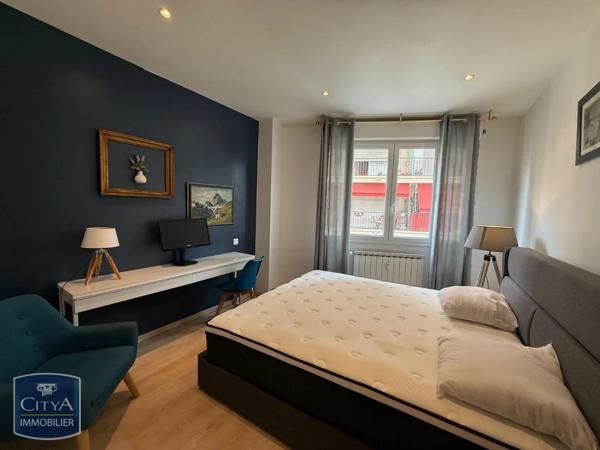 Appartement à louer 4 pièces 59.3m²
