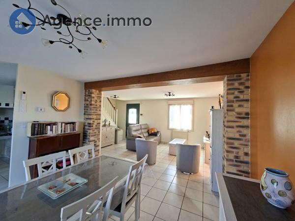 À vendre - Maison traditionnelle, 7 pièces située à Parigné-l'Évêque (72250)