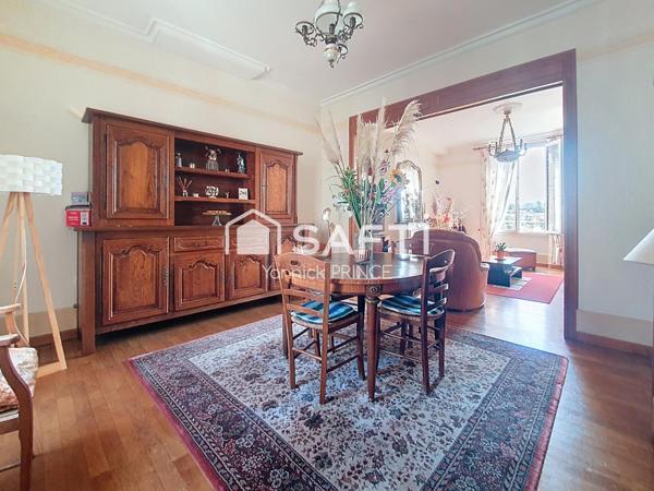 Maison bourgeoise,centre ville de Pont sur Yonne!