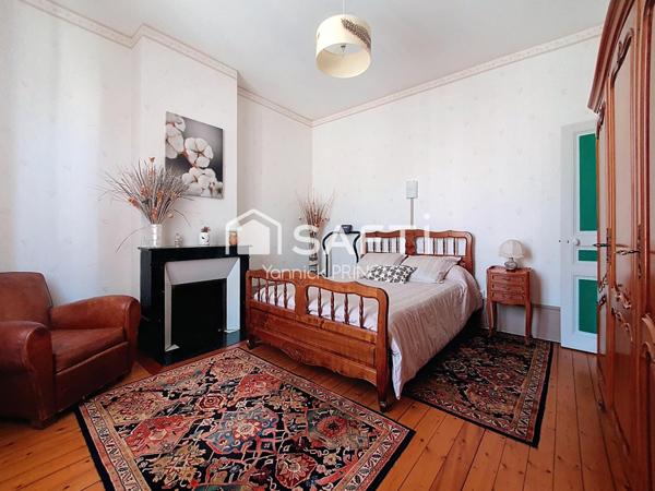 Maison bourgeoise,centre ville de Pont sur Yonne!