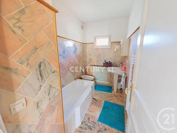 Maison à vendre  6 pièces - 135 m 2   NOISY LE GRAND  - 93