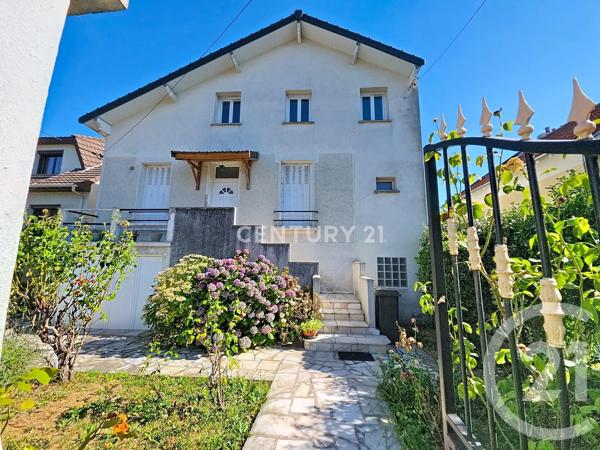 Maison à vendre  6 pièces - 135 m 2   NOISY LE GRAND  - 93