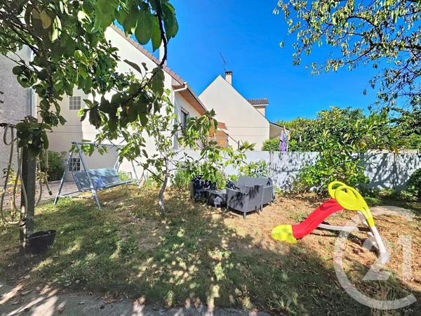 Maison à vendre  6 pièces - 135 m 2   NOISY LE GRAND  - 93