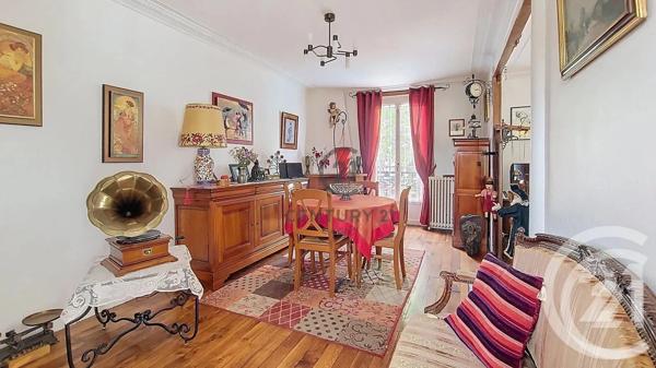 Maison à vendre  6 pièces - 135 m 2   NOISY LE GRAND  - 93