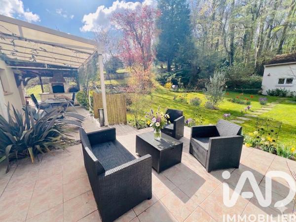 Maison à vendre 8 pièces 209 m² Verneuil-en-Halatte