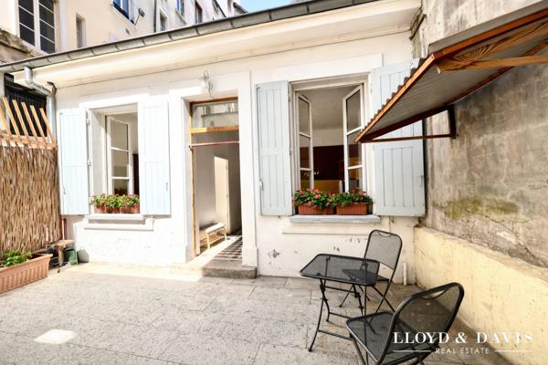 Grenoble – Opportunité investisseurs | Maison de ville atypique en duplex 45 m² | Cour privative | Cœur de Grenoble