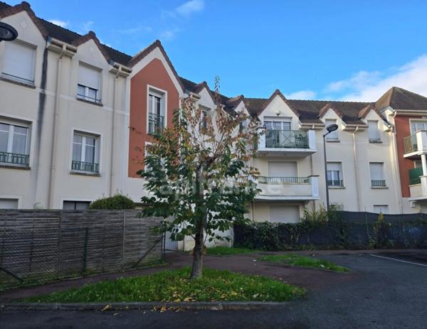 Dpt Val d'Oise (95), à vendre PERSAN appartement T2 39m2 en rez-de-jardin totalement meublé avec stationnement privatif