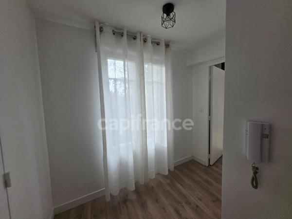 Dpt Val d'Oise (95), à vendre PERSAN appartement T2 39m2 en rez-de-jardin totalement meublé avec stationnement privatif