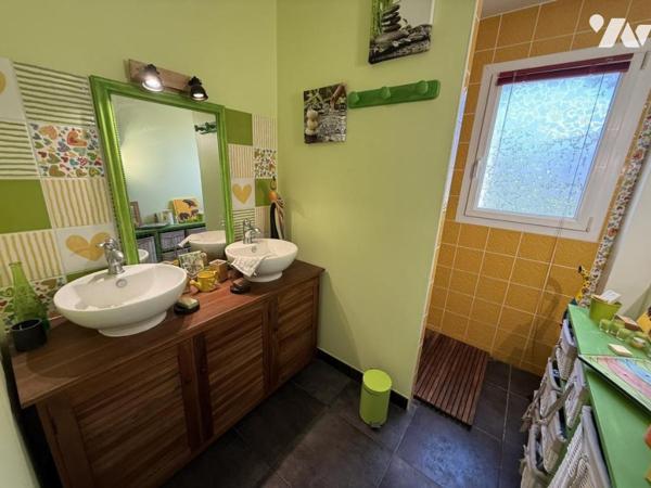 Très belle maison contemporaine avec piscine proche mer