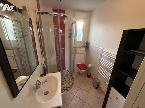 Ensemble de deux maisons d'habitation