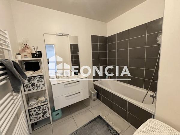 Location Appartement 3 pièces 55.58 m² - 9 RUE ADRIEN MABRUT Clermont-ferrand 63000