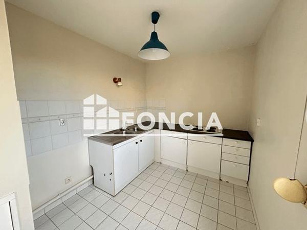 Location Appartement 2 pièces 46.3 m² - 4 PLACE JEAN CHOREL Villeurbanne 69100