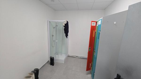 SECTEUR DREUX - MURS Laboratoire industriel alimentaire1.800 m²