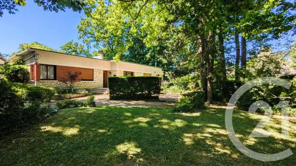 Maison à vendre  5 pièces - 137 m 2   ORMESSON SUR MARNE  - 94