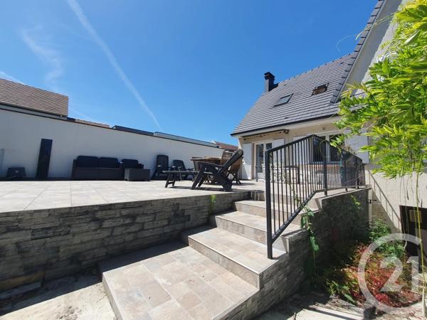 Maison à vendre  5 pièces - 137 m 2   ORMESSON SUR MARNE  - 94