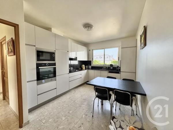 Maison à vendre  5 pièces - 137 m 2   ORMESSON SUR MARNE  - 94
