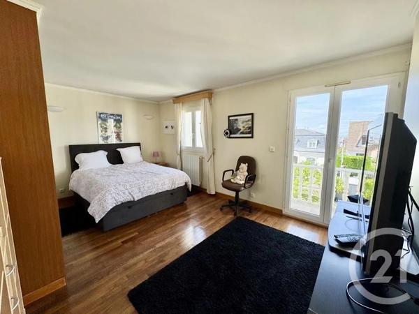 Maison à vendre  5 pièces - 137 m 2   ORMESSON SUR MARNE  - 94