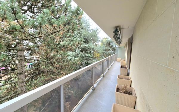 Appartement à vendre    3 pièces • 62,60 m2 Brunoy