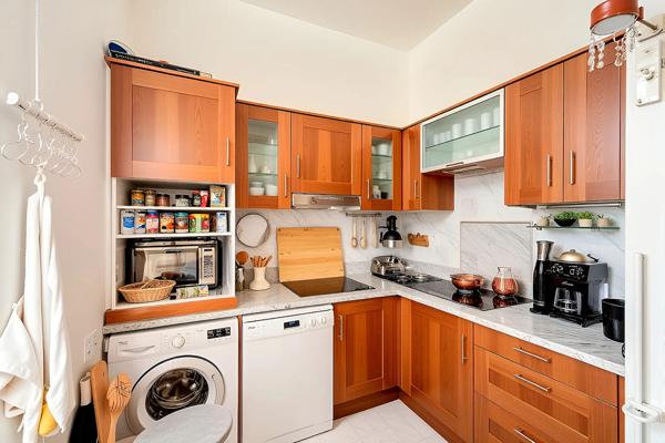 PRODUIT RARE A LA VENTE - T3 DE STANDING AVEC PARKING - HAUT DU COURS MIRABEAU - 80m²