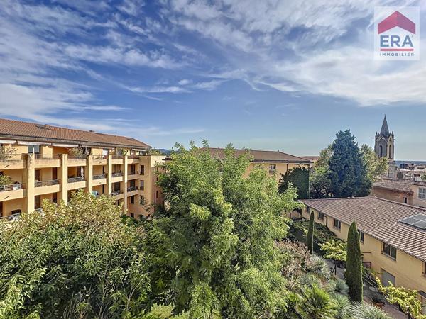 PRODUIT RARE A LA VENTE - T3 DE STANDING AVEC PARKING - HAUT DU COURS MIRABEAU - 80m²