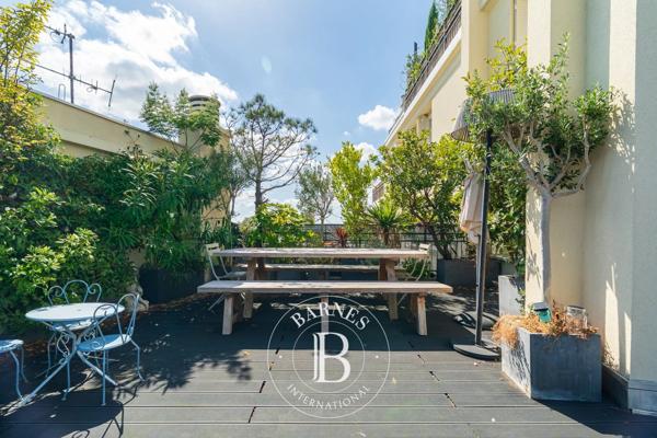 Paris 16ème, Appartement 2 Chambres -  73 m² à vendre