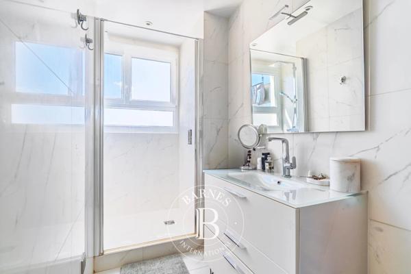 Paris 16ème, Appartement 2 Chambres -  73 m² à vendre