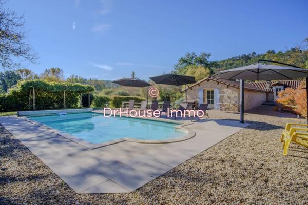 Maison à vendre 5 pièces de 222 m²