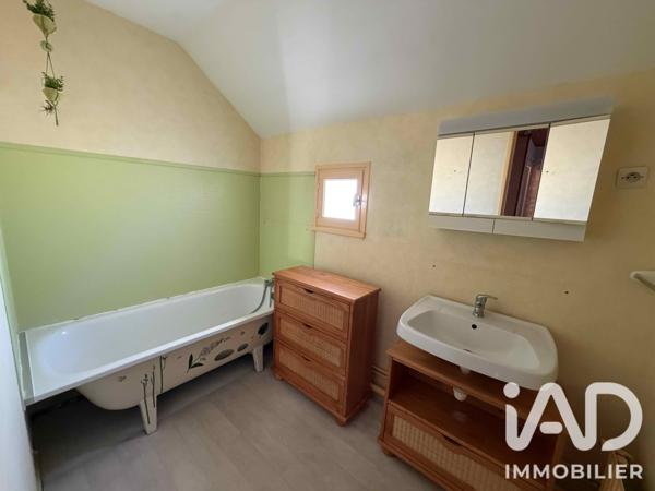 Maison à vendre 7 pièces 110 m² Saint-Pierre-lès-Nemours