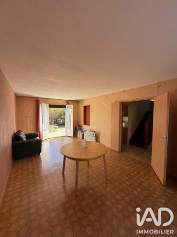Maison à vendre 7 pièces 110 m² Saint-Pierre-lès-Nemours